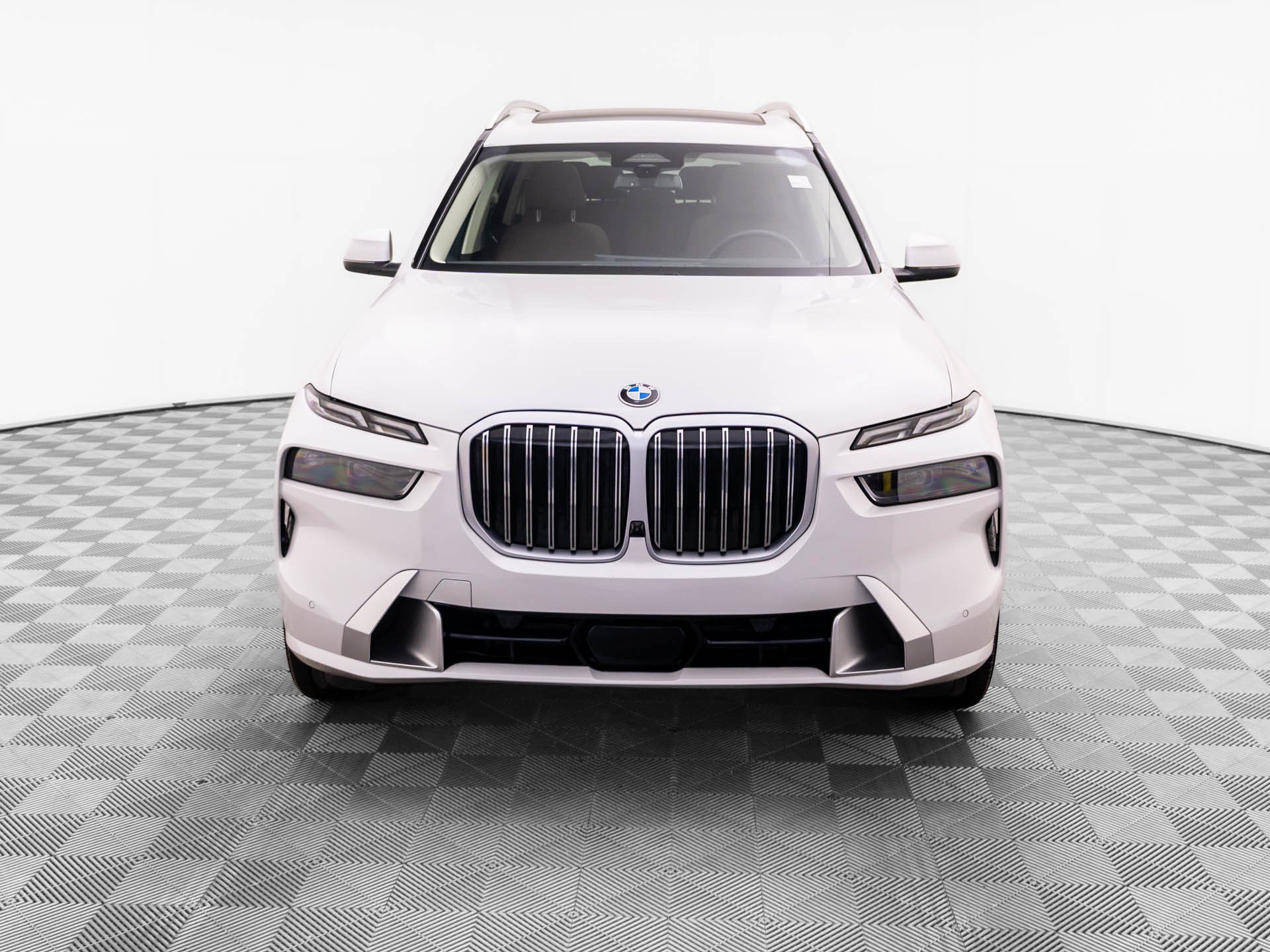 Certified 2026 BMW X7 xDrive40i AWD/4WD image 9