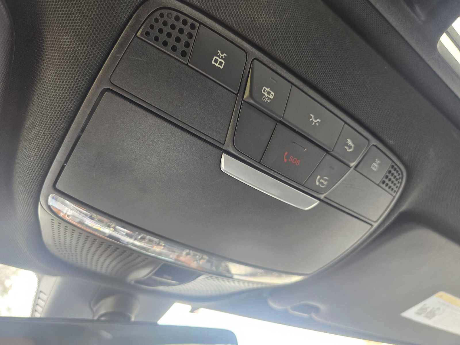 Used 2020 Mercedes-Benz C 300 Sedan image 33