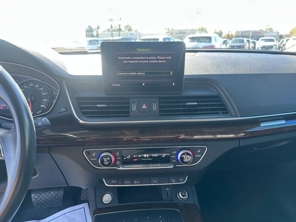 Used 2020 Audi Q5 2.0T Premium w/ Convenience Package image 16