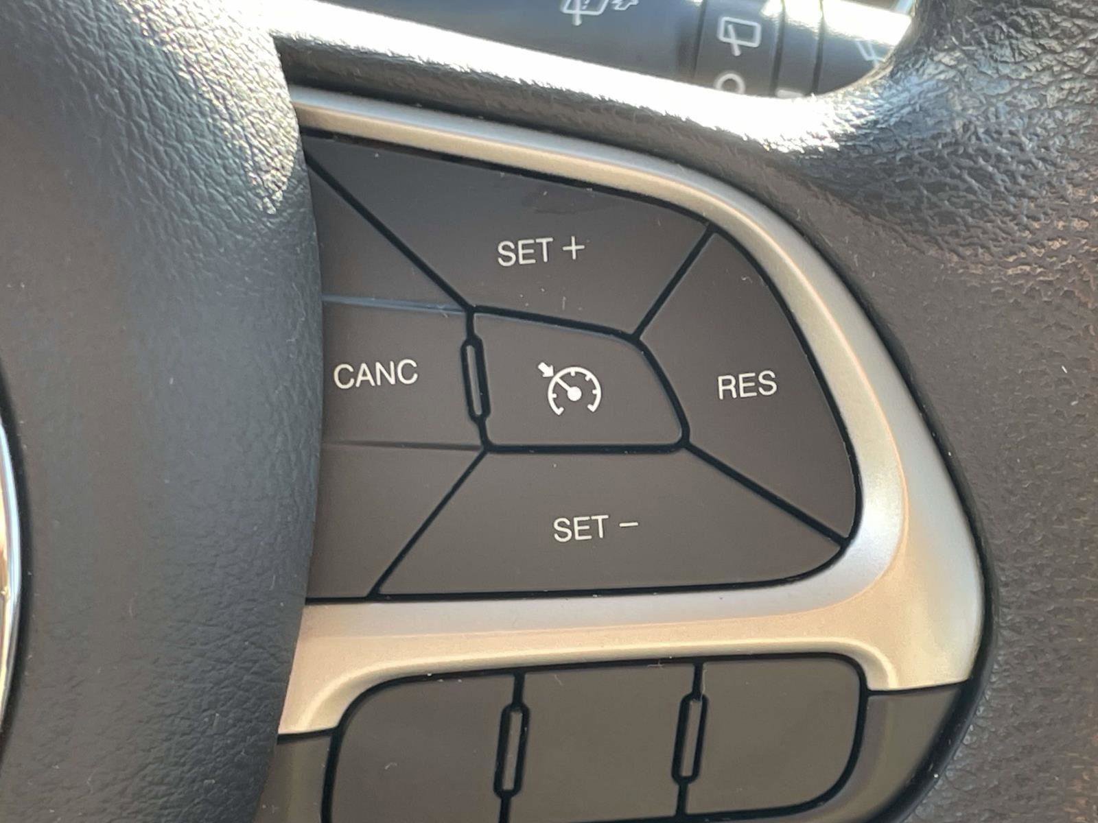 Used 2019 Jeep Compass Sport image 29