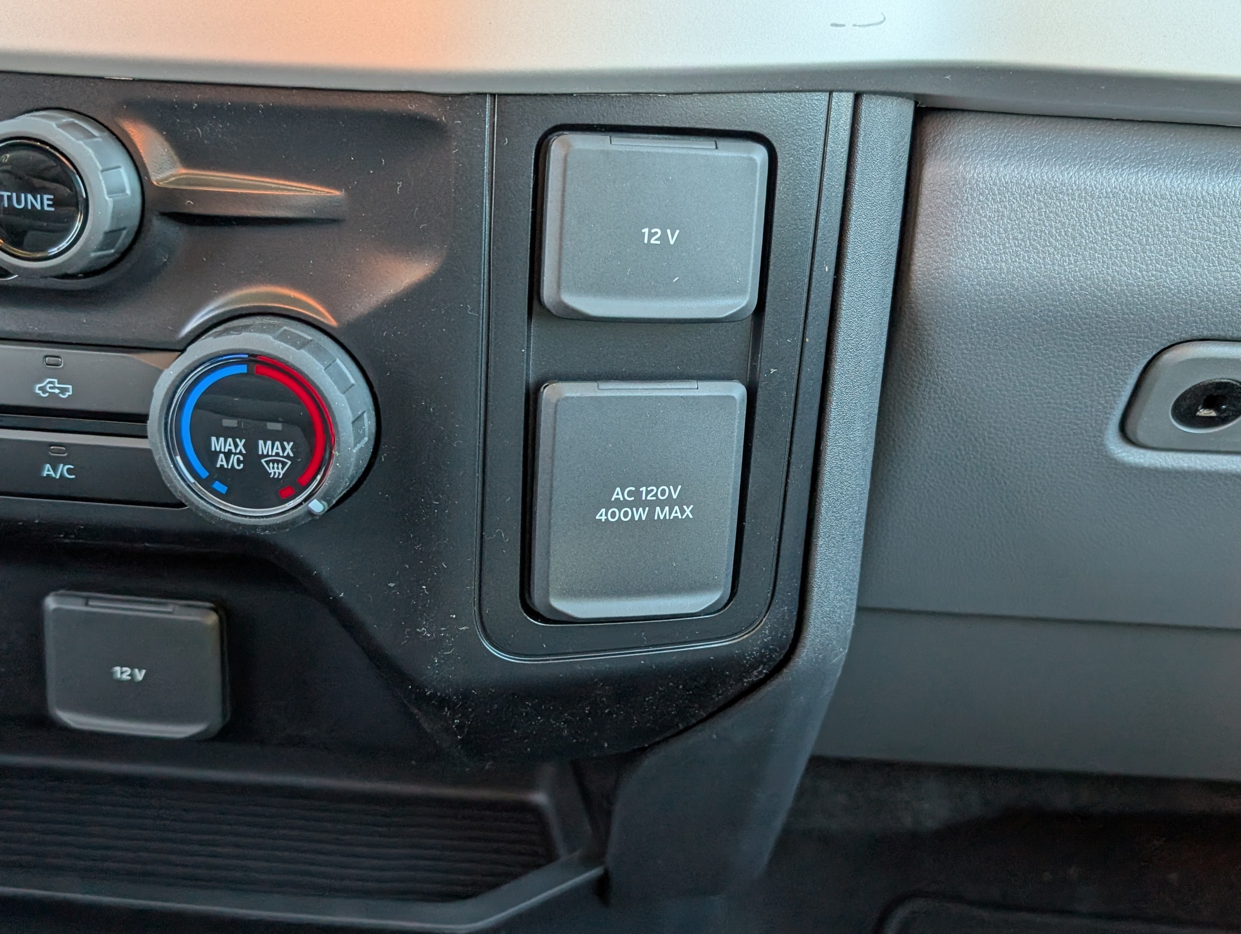 New 2026 Ford F250 XL w/ STX Appearance Package AWD/4WD image 19