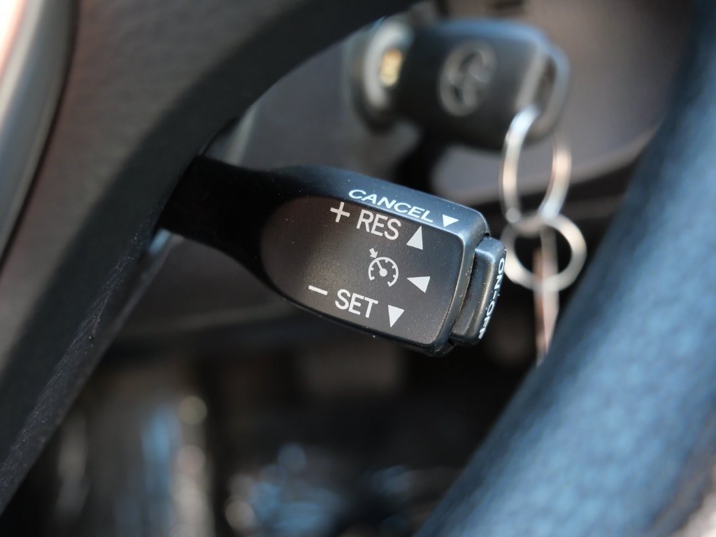 Used 2016 Toyota Corolla LE FWD image 25