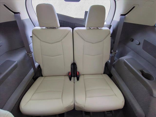 Used 2025 Cadillac XT6 Premium Luxury w/ Technology Package FWD image 23
