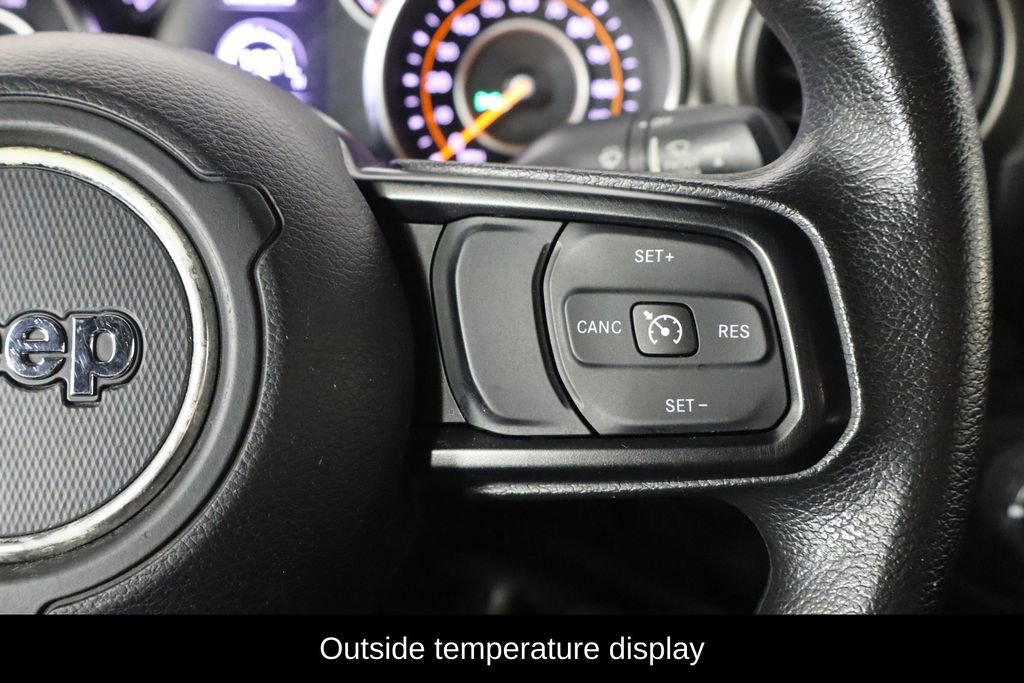Used 2018 Jeep Wrangler Unlimited Sport image 10