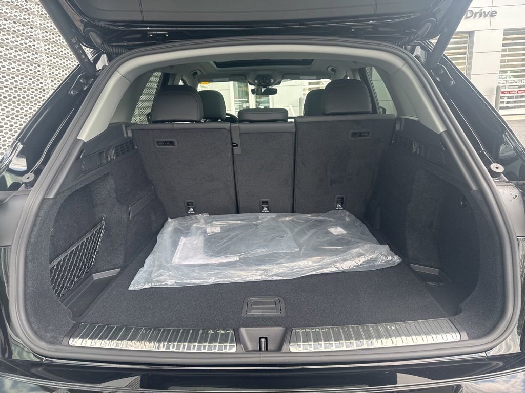 Certified 2025 Audi Q5 Premium w/ Premium Plus AWD/4WD image 23