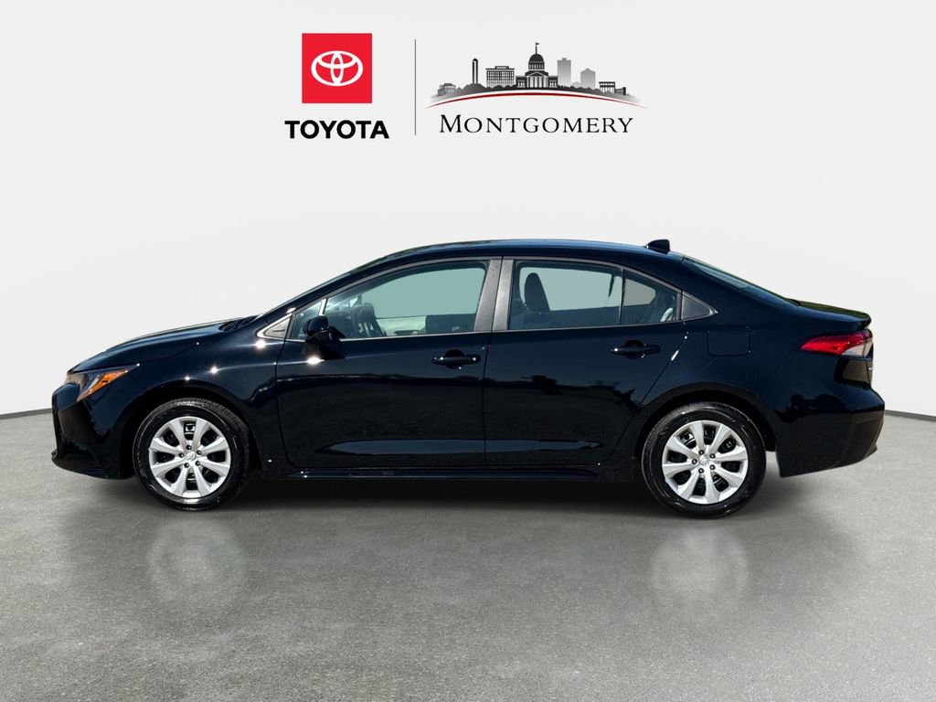 Used 2026 Toyota Corolla LE image 6