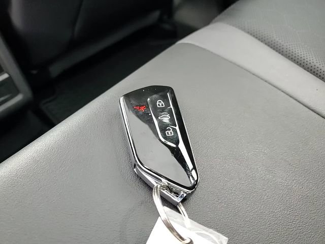 Used 2023 Volkswagen ID.4 Pro S image 27