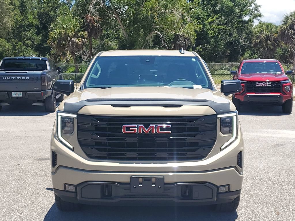Used 2022 GMC Sierra 1500 Elevation AWD/4WD image 2