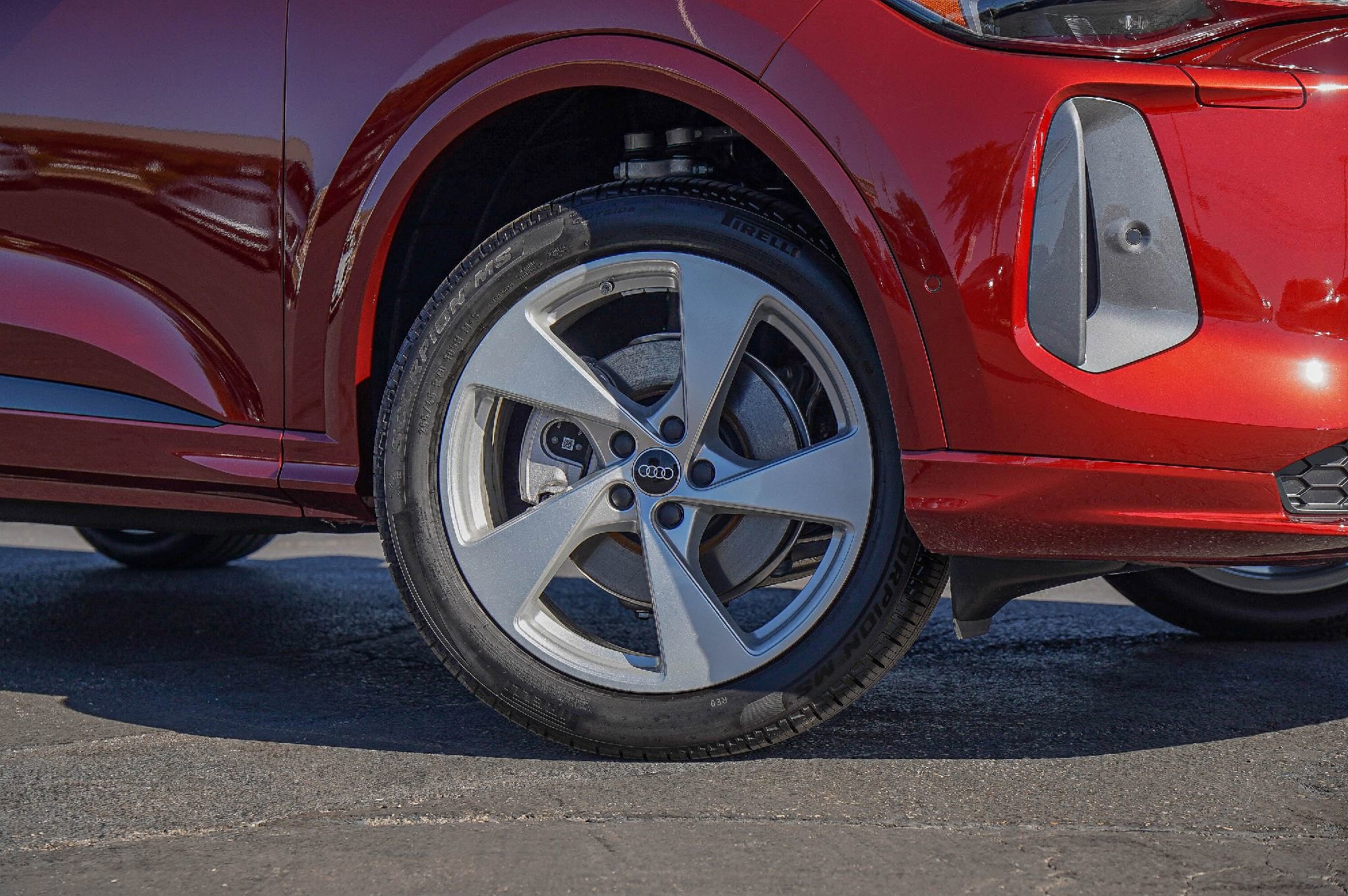 New 2025 Audi Q5 Premium Plus