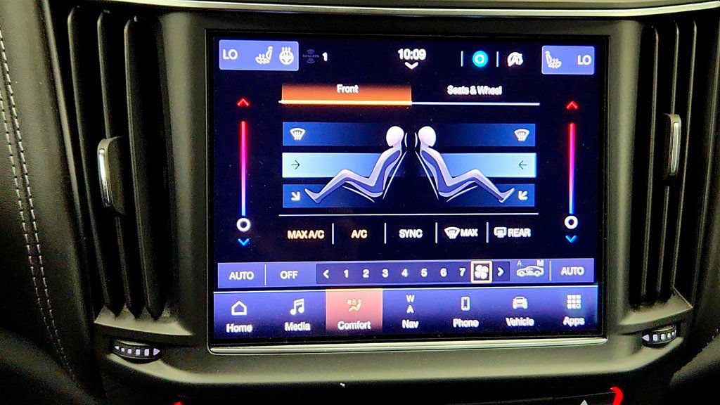 Used 2023 Maserati Levante GT AWD/4WD image 21