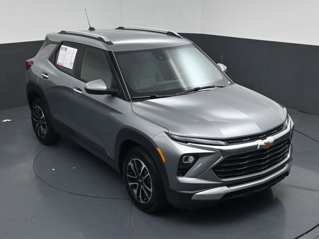 Used 2025 Chevrolet TrailBlazer LT FWD image 13