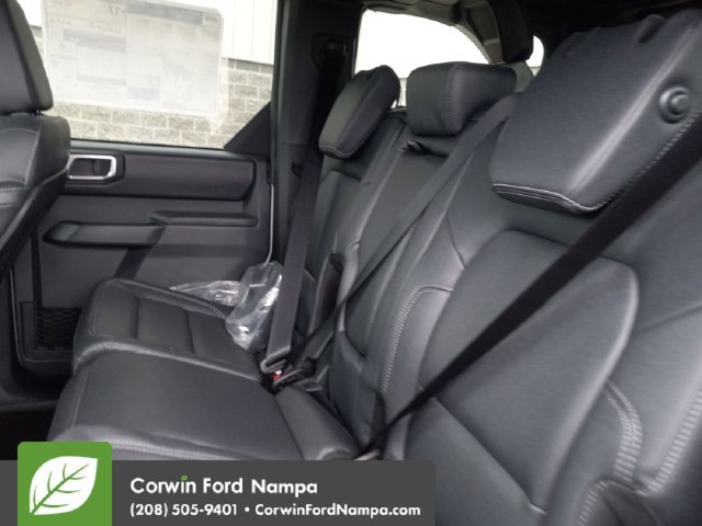 New 2026 Ford Bronco Badlands AWD/4WD image 25