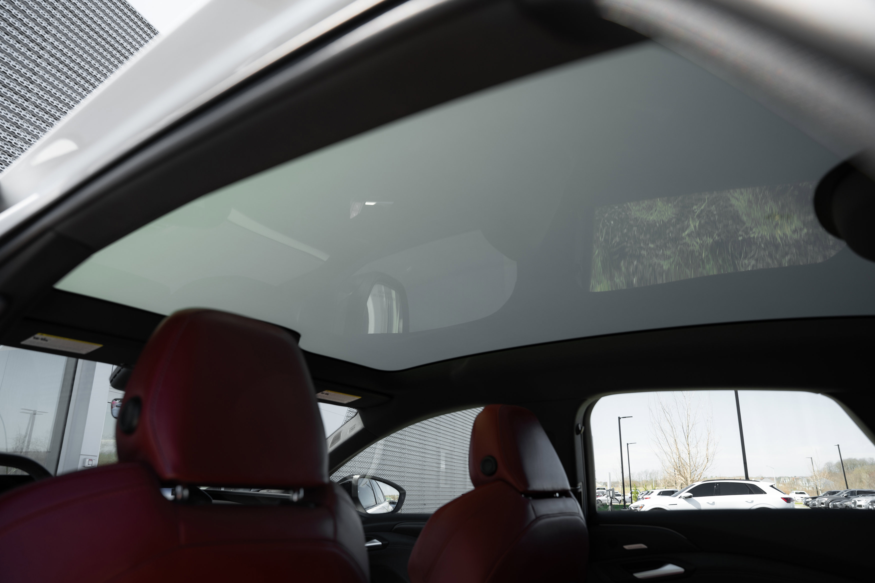 Certified 2025 Audi S6 e-tron Prestige w/ 21" Black Optic Package image 33