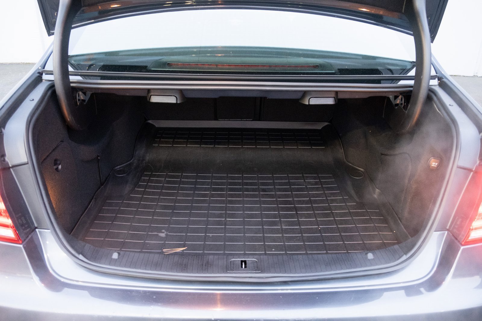 Used 2016 Mercedes-Benz E 350 E 350 image 25