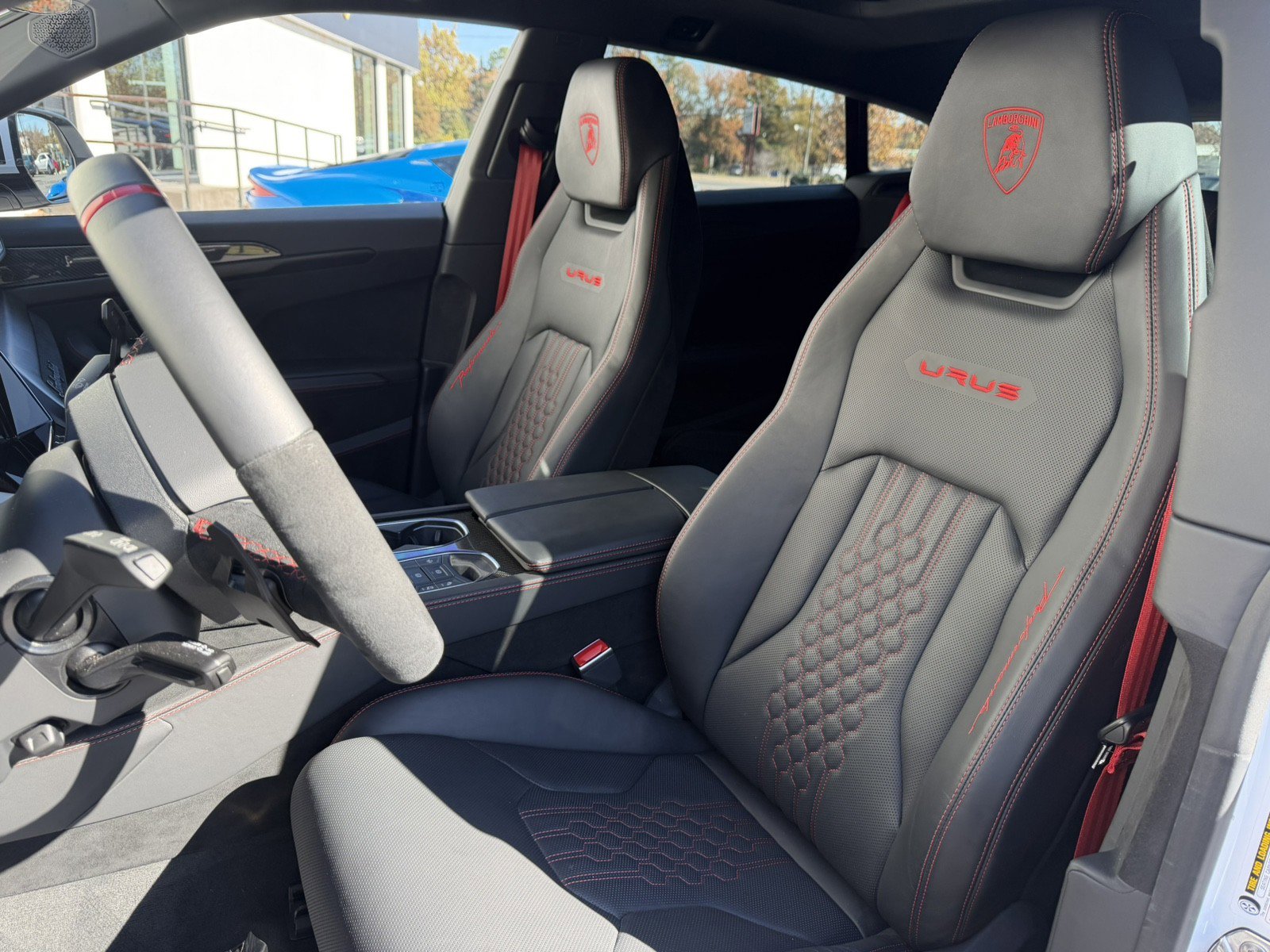 Used 2023 Lamborghini Urus Performante image 13