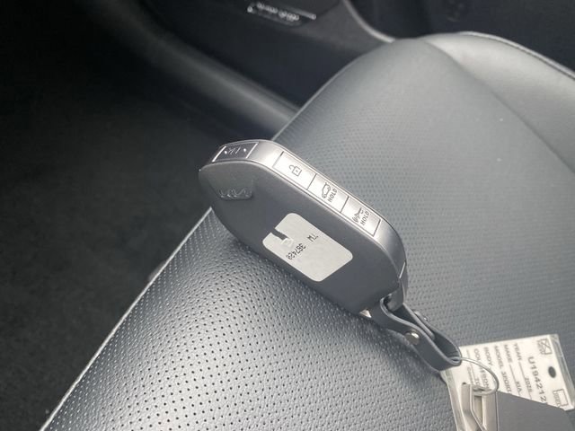 New 2026 Kia Sportage X-Line w/ X-Line Technology Package image 35