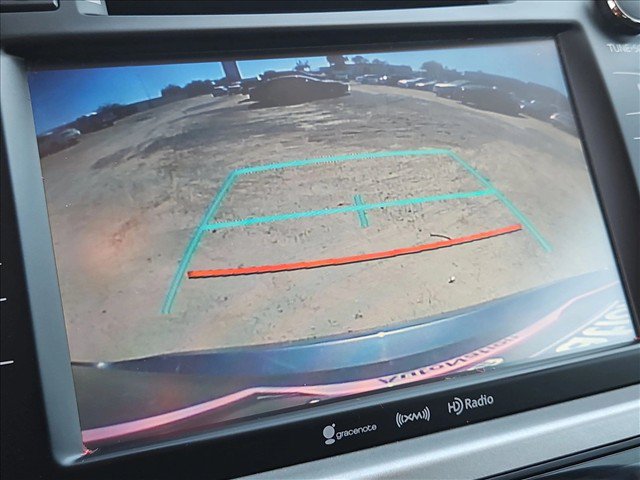 Used 2017 Toyota Highlander XLE w/ Carpet Mat Package FWD image 17