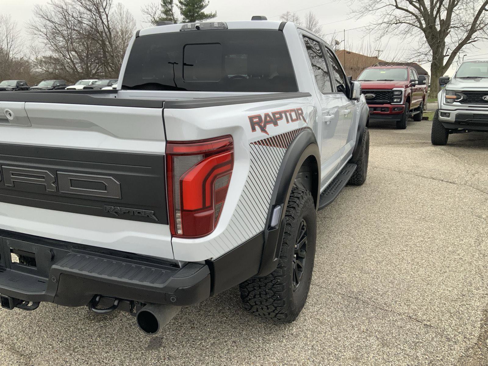 Used 2025 Ford F150 Raptor image 21
