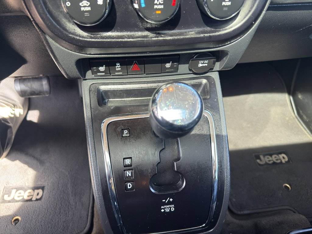 Used 2015 Jeep Patriot High Altitude AWD/4WD image 16