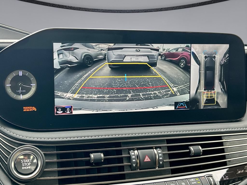 Used 2022 Lexus LS 500 w/ Interior Upgrade Package RWD image 22