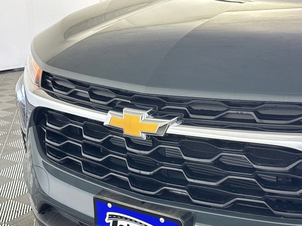 New 2026 Chevrolet Trax LS w/ LS Convenience Package FWD image 32