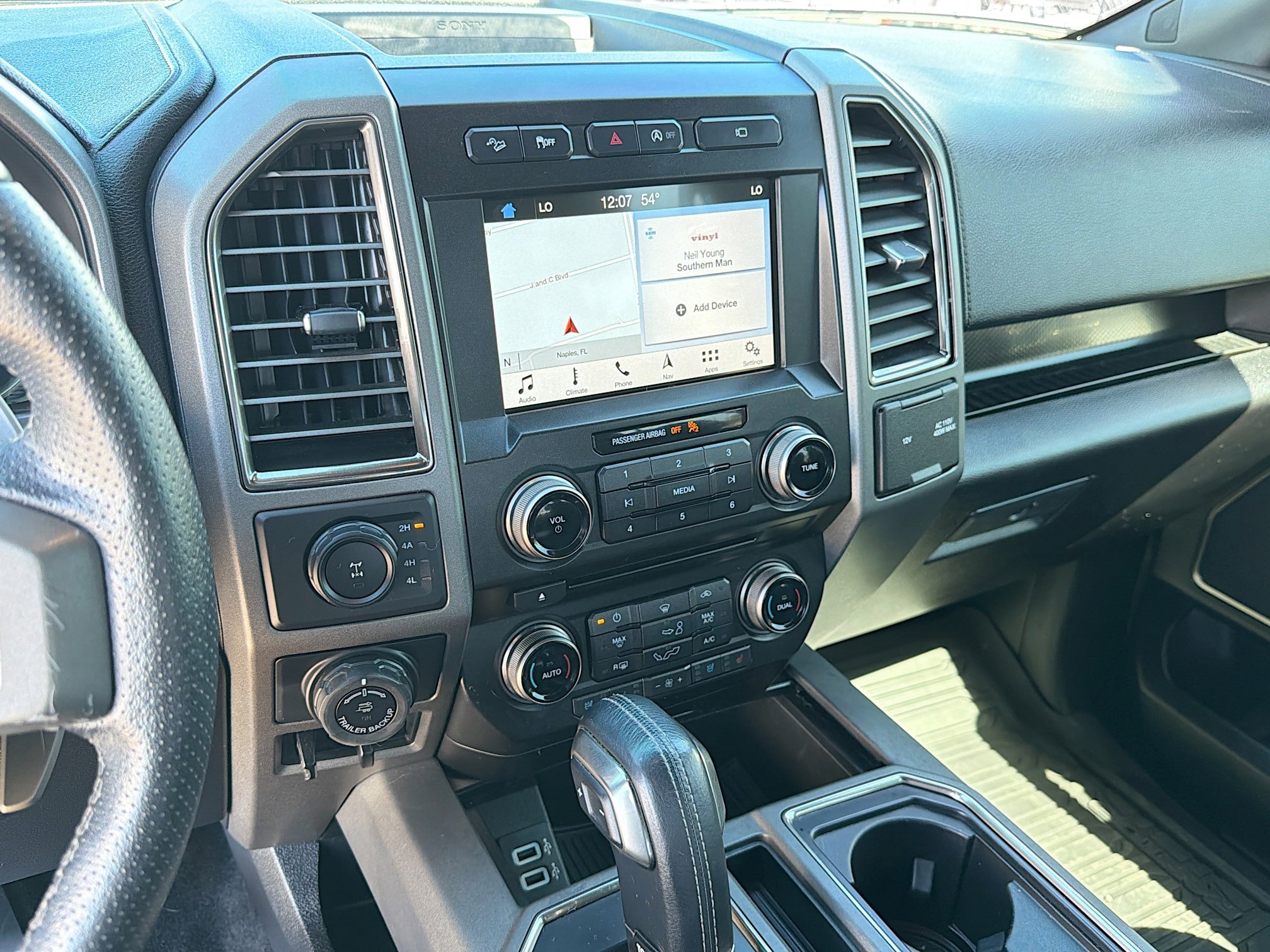 Used 2017 Ford F150 Raptor w/ Equipment Group 802A Luxury image 27