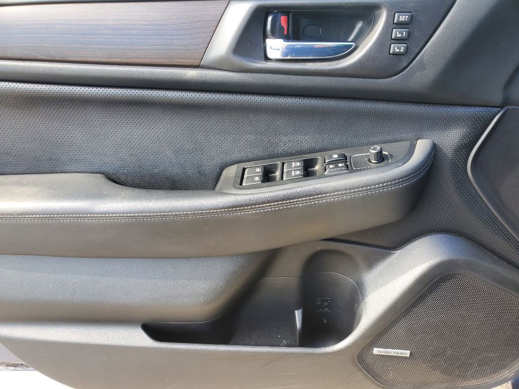 Used 2015 Subaru Legacy 2.5i Limited AWD/4WD image 15