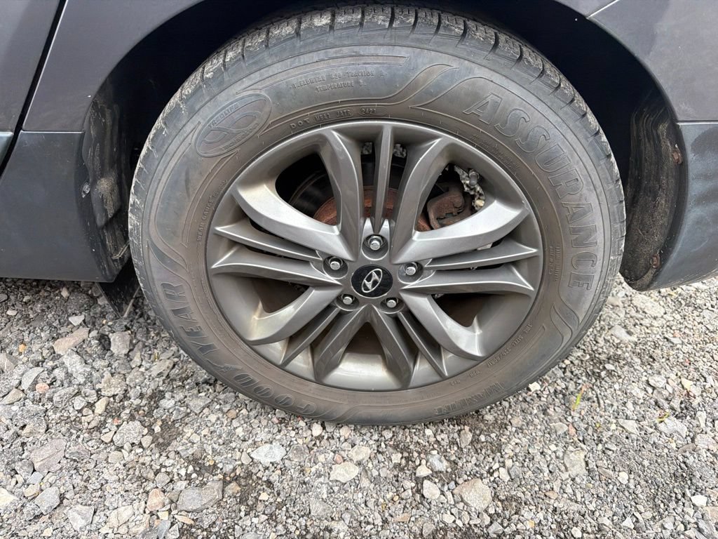 Used 2015 Hyundai Tucson SE AWD/4WD image 7