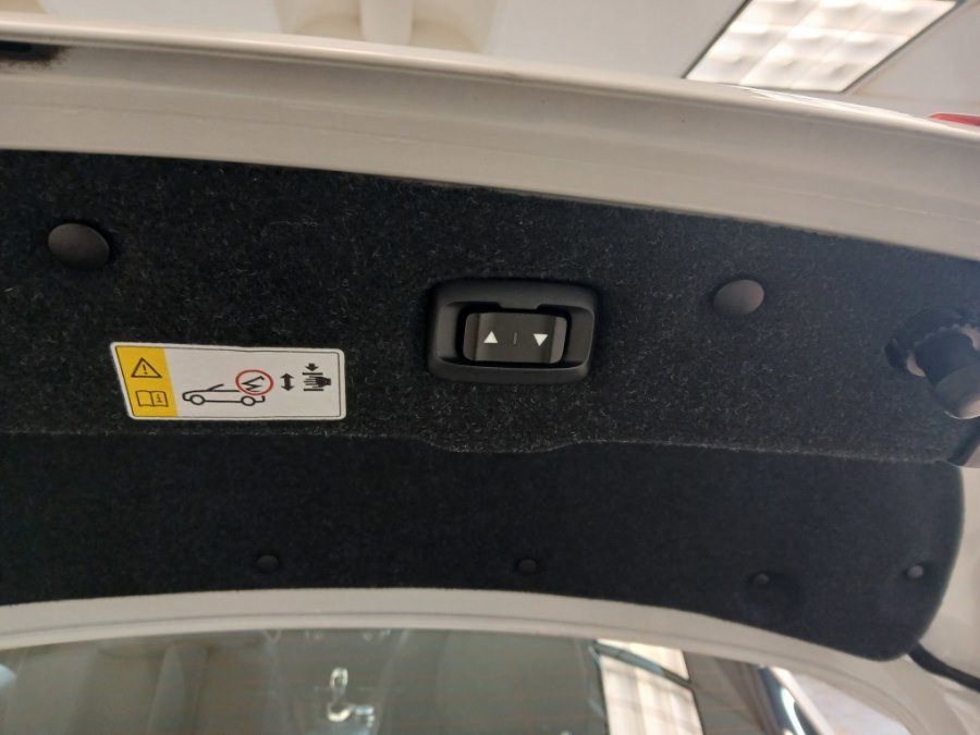 Used 2020 BMW 440i xDrive Convertible w/ M Sport Package image 21