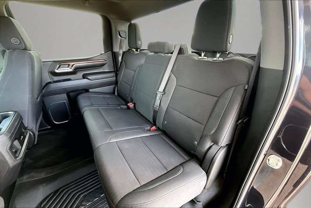 Used 2024 Chevrolet Silverado 1500 LT Trail Boss w/ LPO, Dark Essentials Package AWD/4WD image 23
