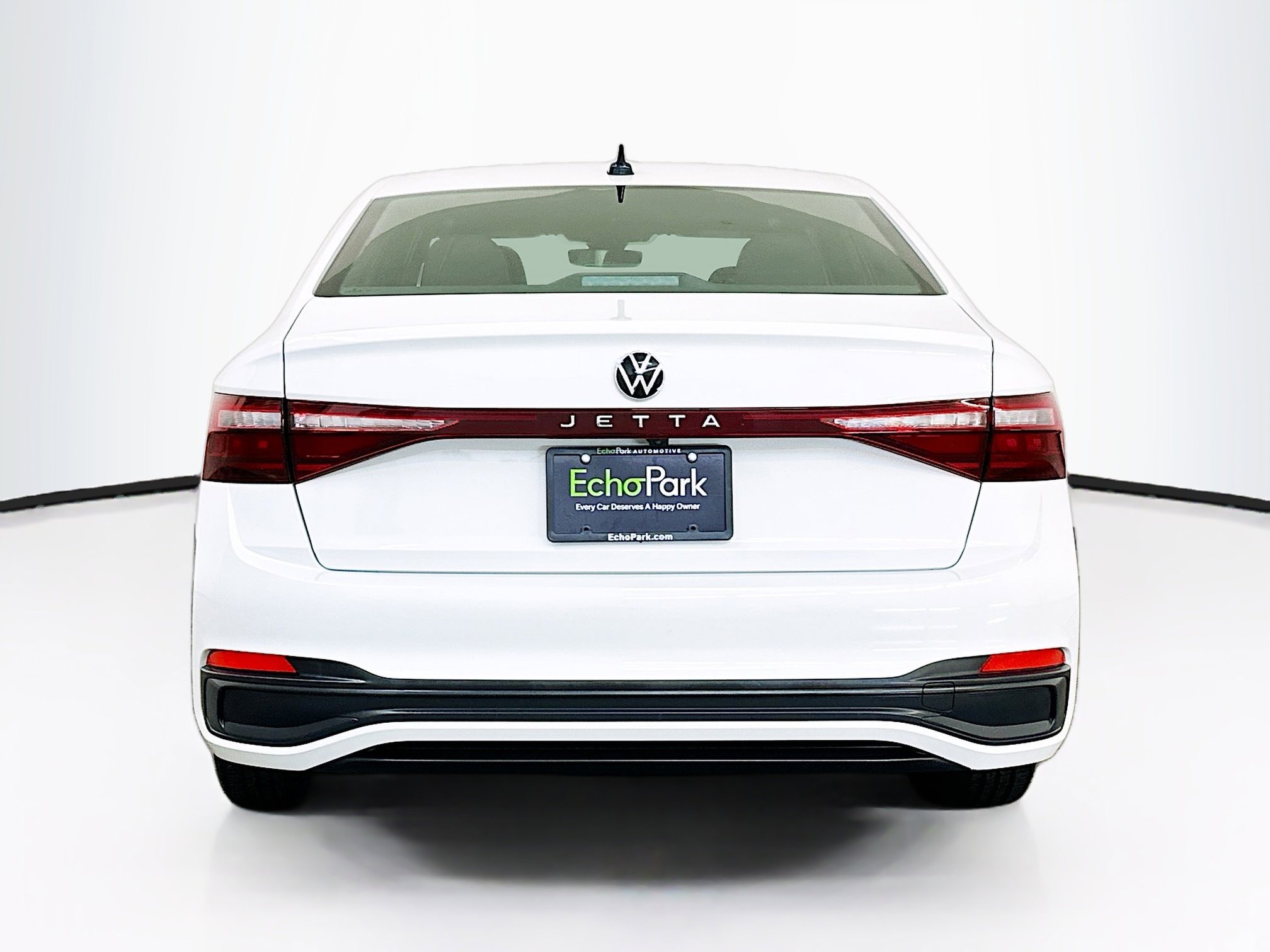 Used 2025 Volkswagen Jetta Sport image 7