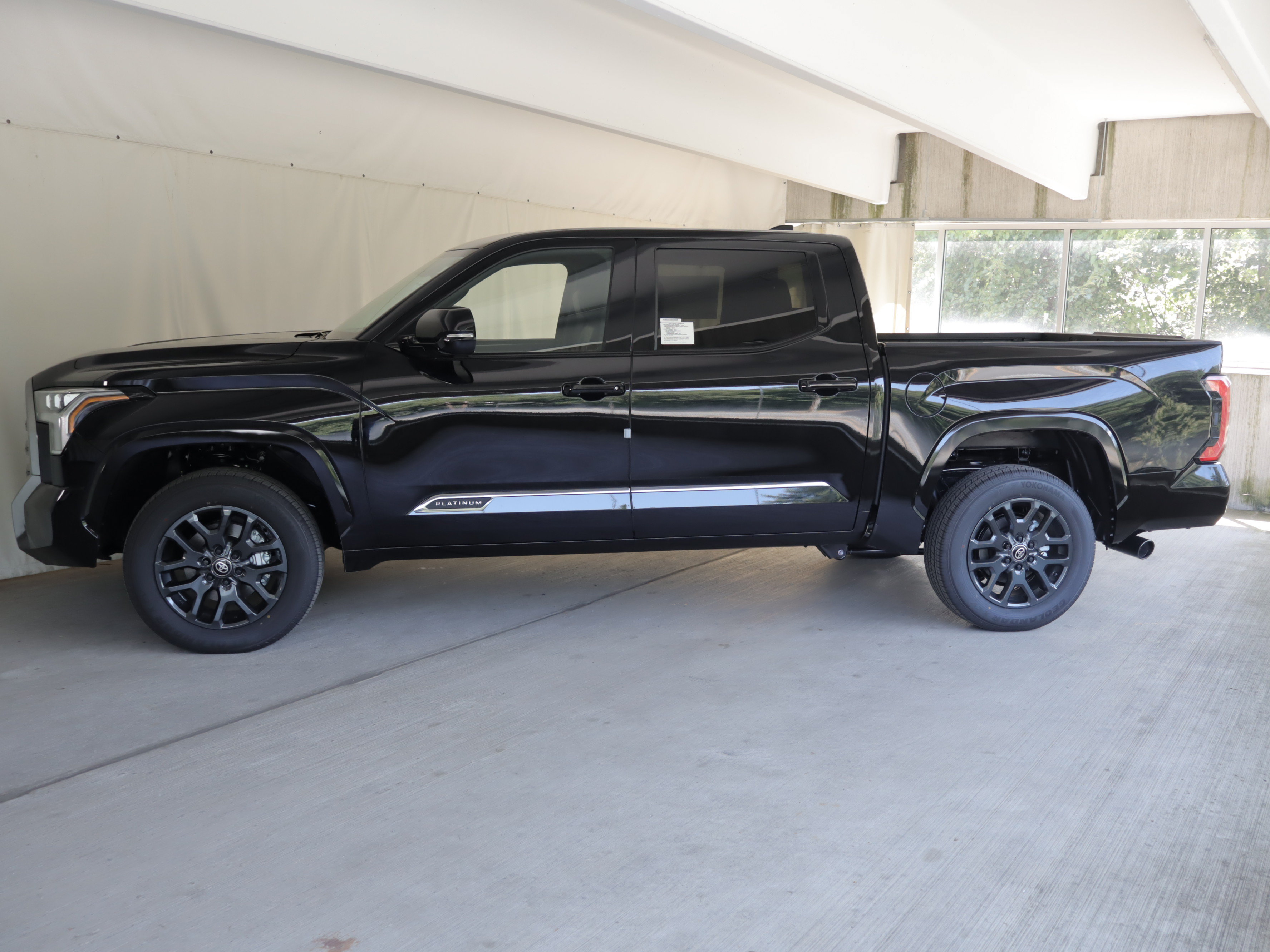New 2026 Toyota Tundra Platinum AWD/4WD image 6