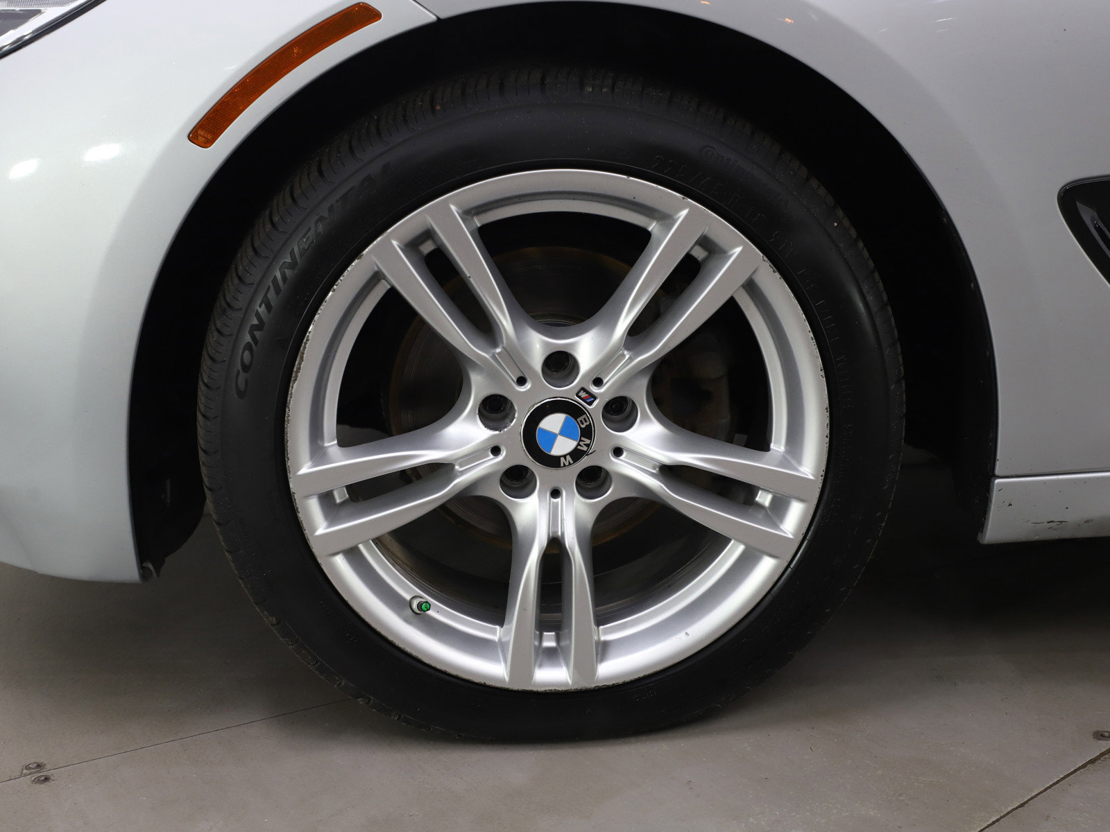 Used 2019 BMW 330i Gran Turismo xDrive w/ M Sport Package image 25