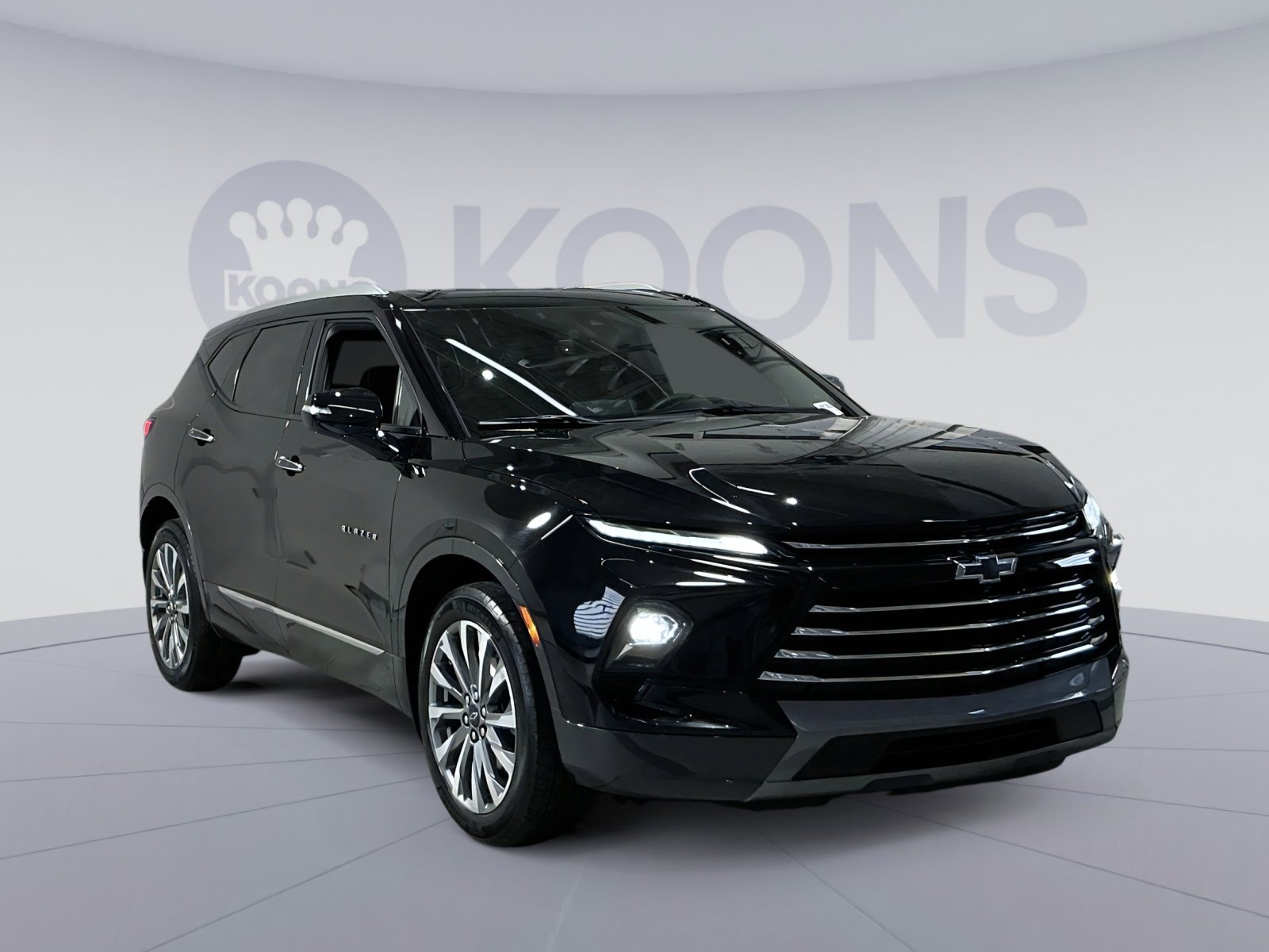 Used 2023 Chevrolet Blazer Premier w/ Driver Confidence II Package image 18