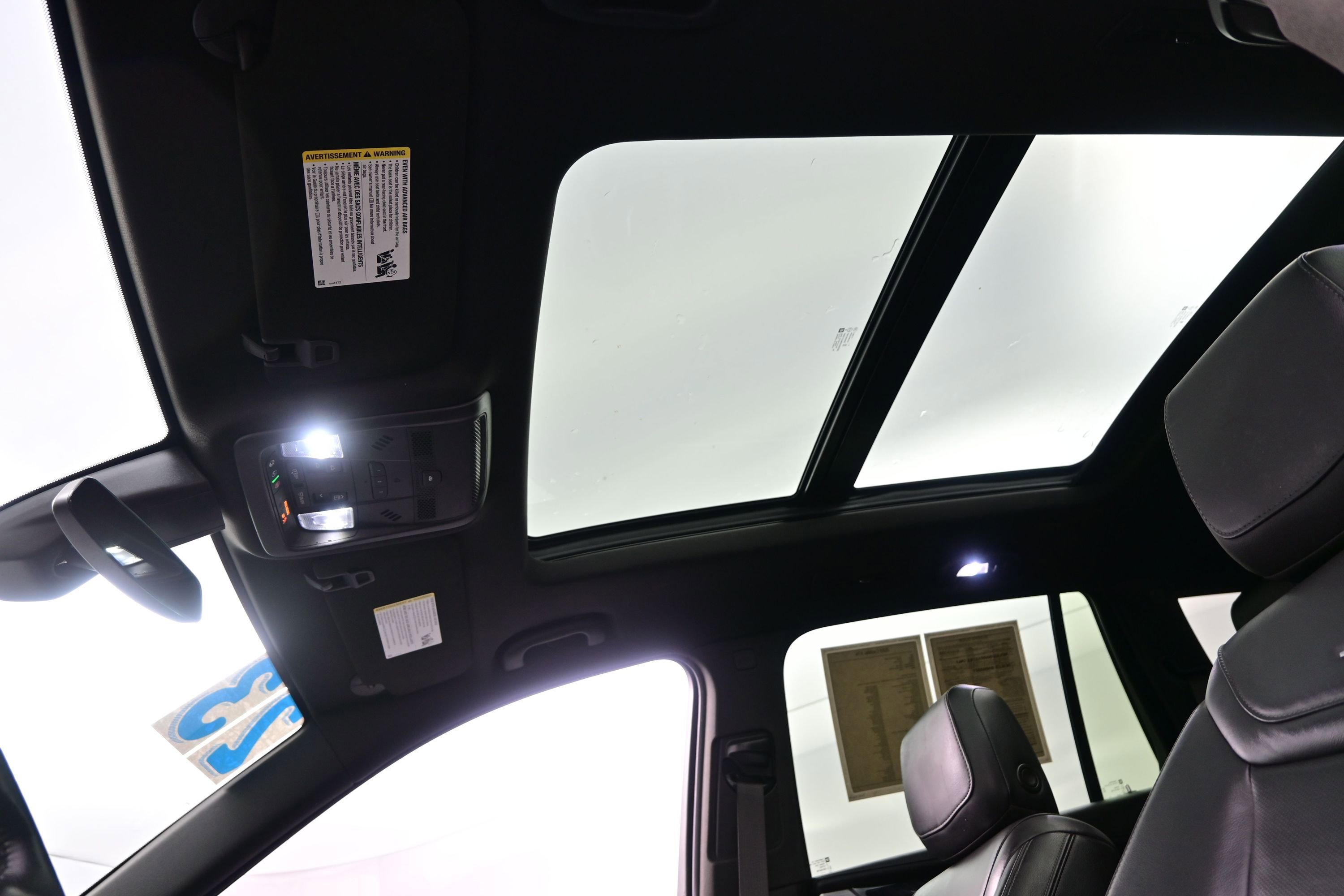Used 2023 Cadillac XT6 Premium Luxury FWD image 18