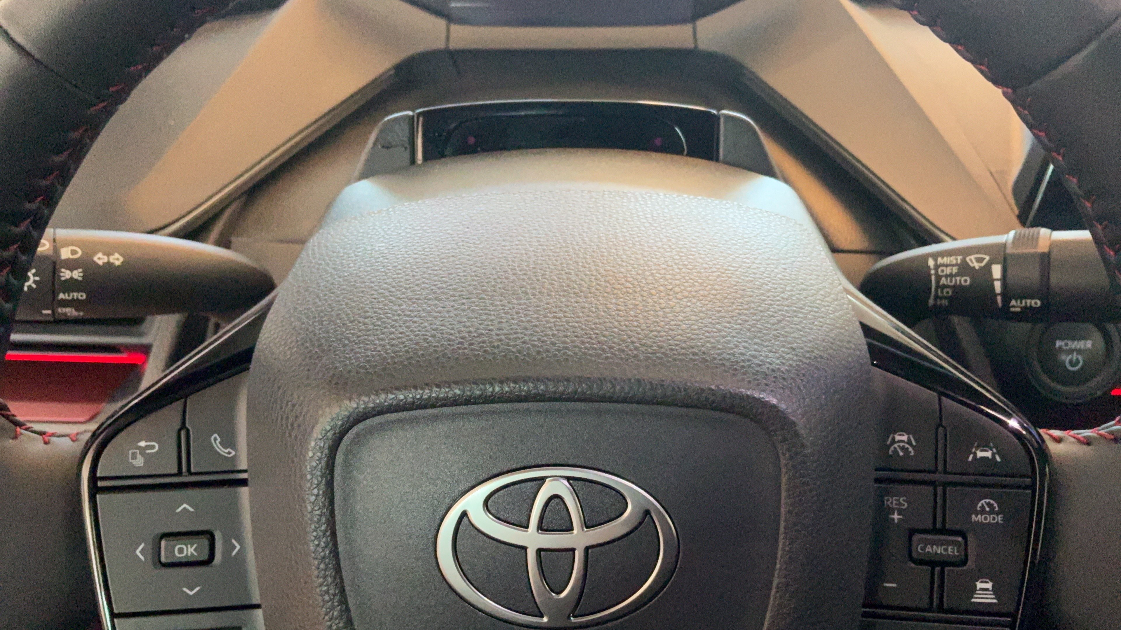 Certified 2026 Toyota Prius Plug-In Hybrid FWD image 20