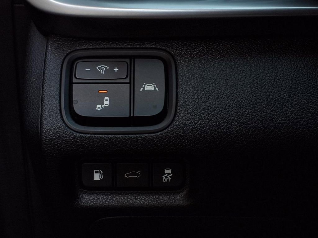 Used 2020 Kia Optima SE image 13