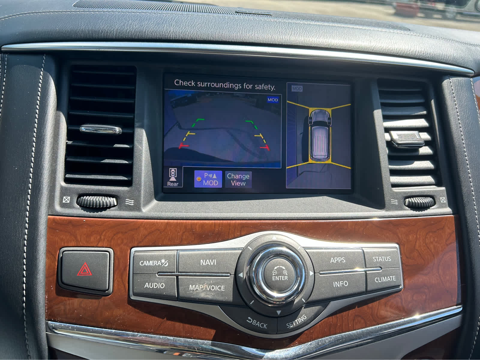Used 2019 INFINITI QX80 Luxe image 18