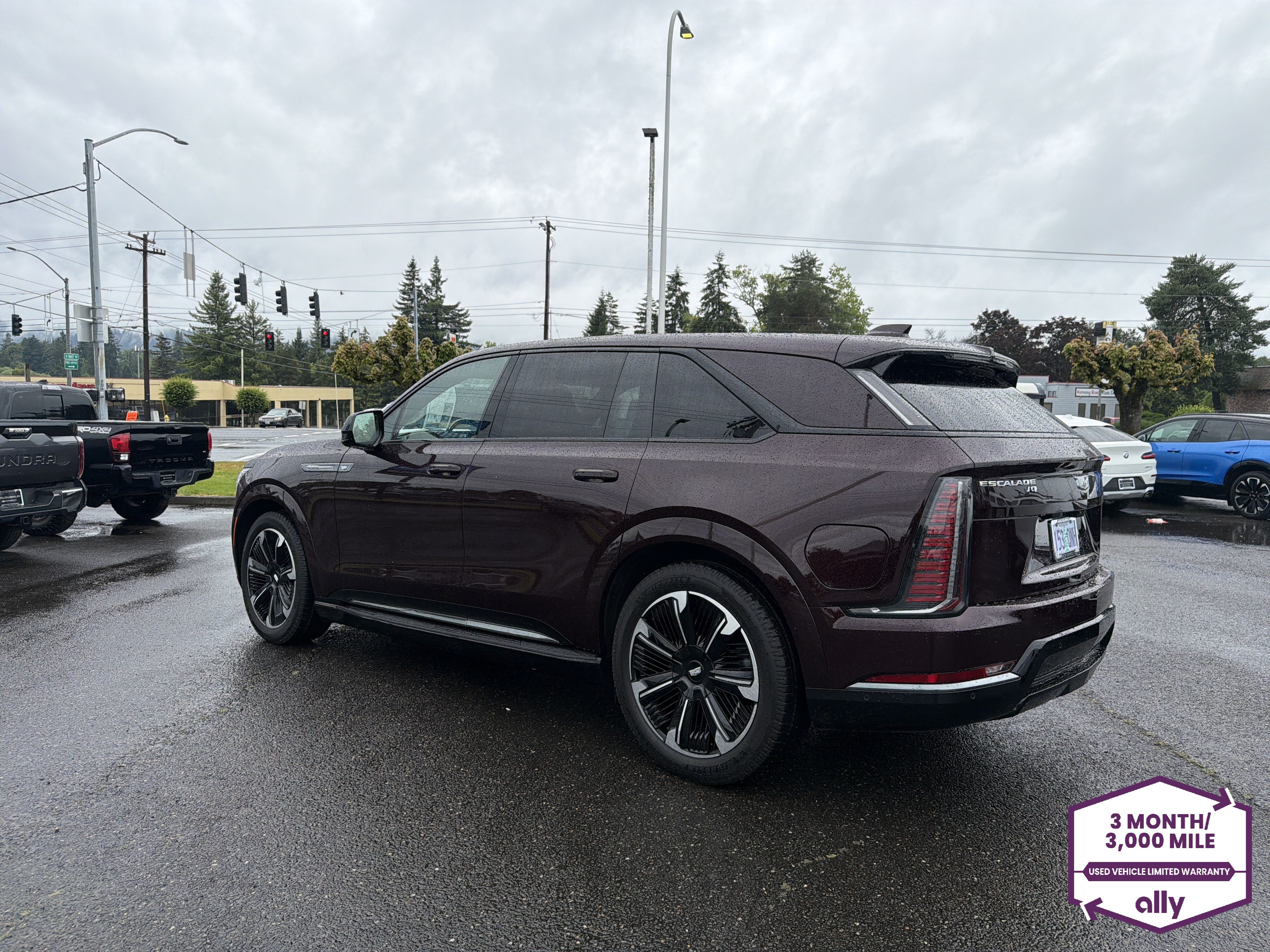 Used 2026 Cadillac Escalade IQ Sport 2 AWD/4WD image 3
