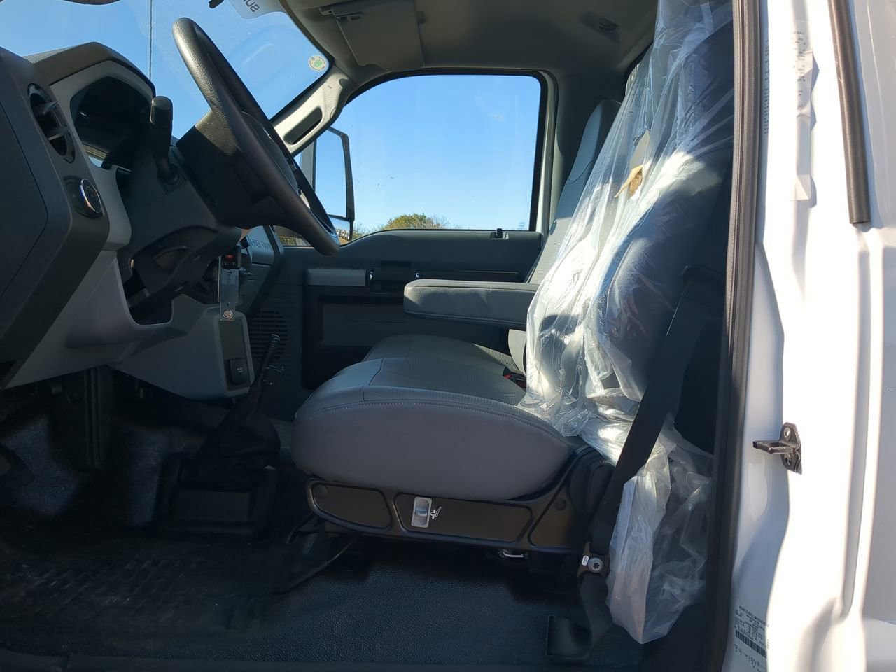 New 2026 Ford F750 2WD Regular Cab Super Duty image 17