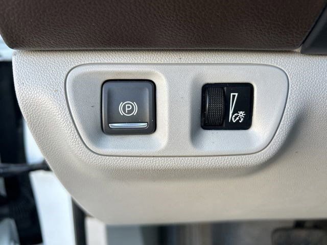 Used 2022 GMC Acadia SLT w/ Preferred Package AWD/4WD image 19