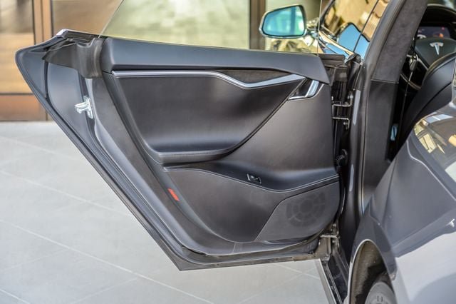 Used 2018 Tesla Model S P100D AWD/4WD image 46