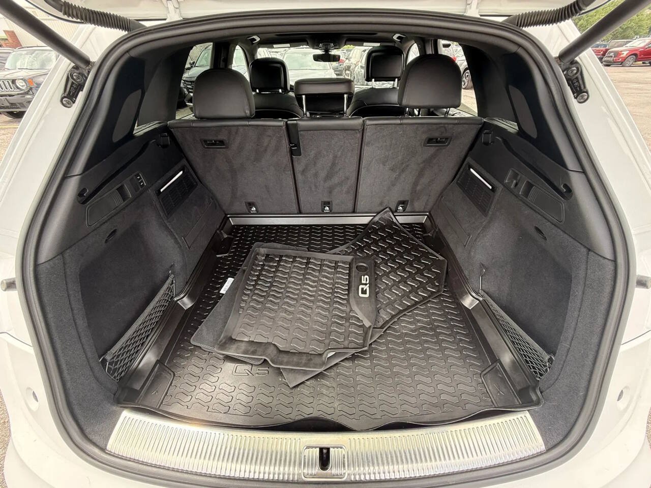 Used 2018 Audi SQ5 Prestige AWD/4WD image 37