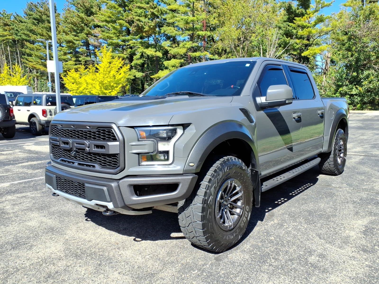 Used 2018 Ford F150 Raptor w/ Equipment Group 802A Luxury AWD/4WD image 4