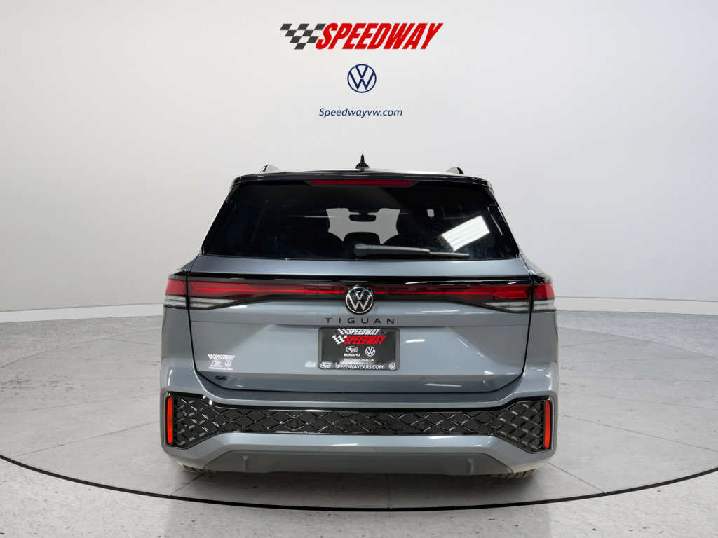 New 2026 Volkswagen Tiguan SE R-Line image 6
