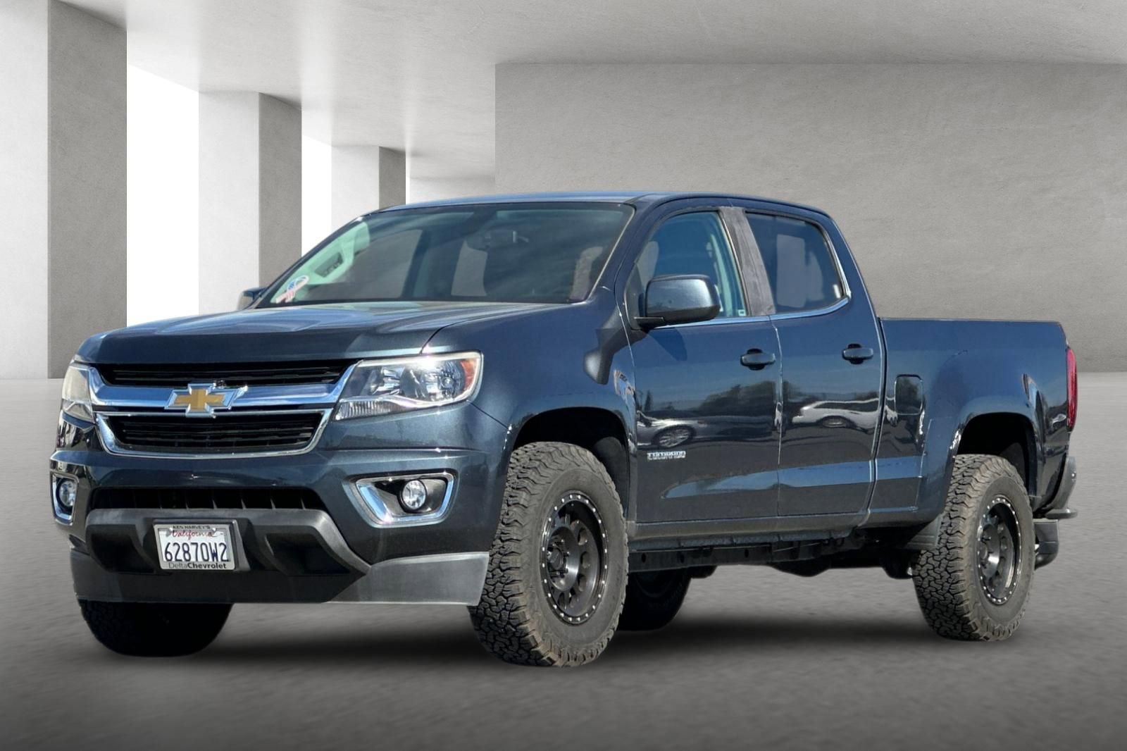 Used 2020 Chevrolet Colorado LT w/ LT Convenience Package image 8