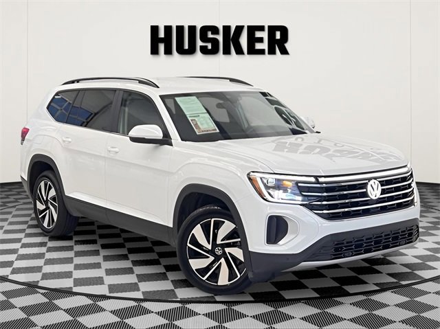 Used 2025 Volkswagen Atlas SE