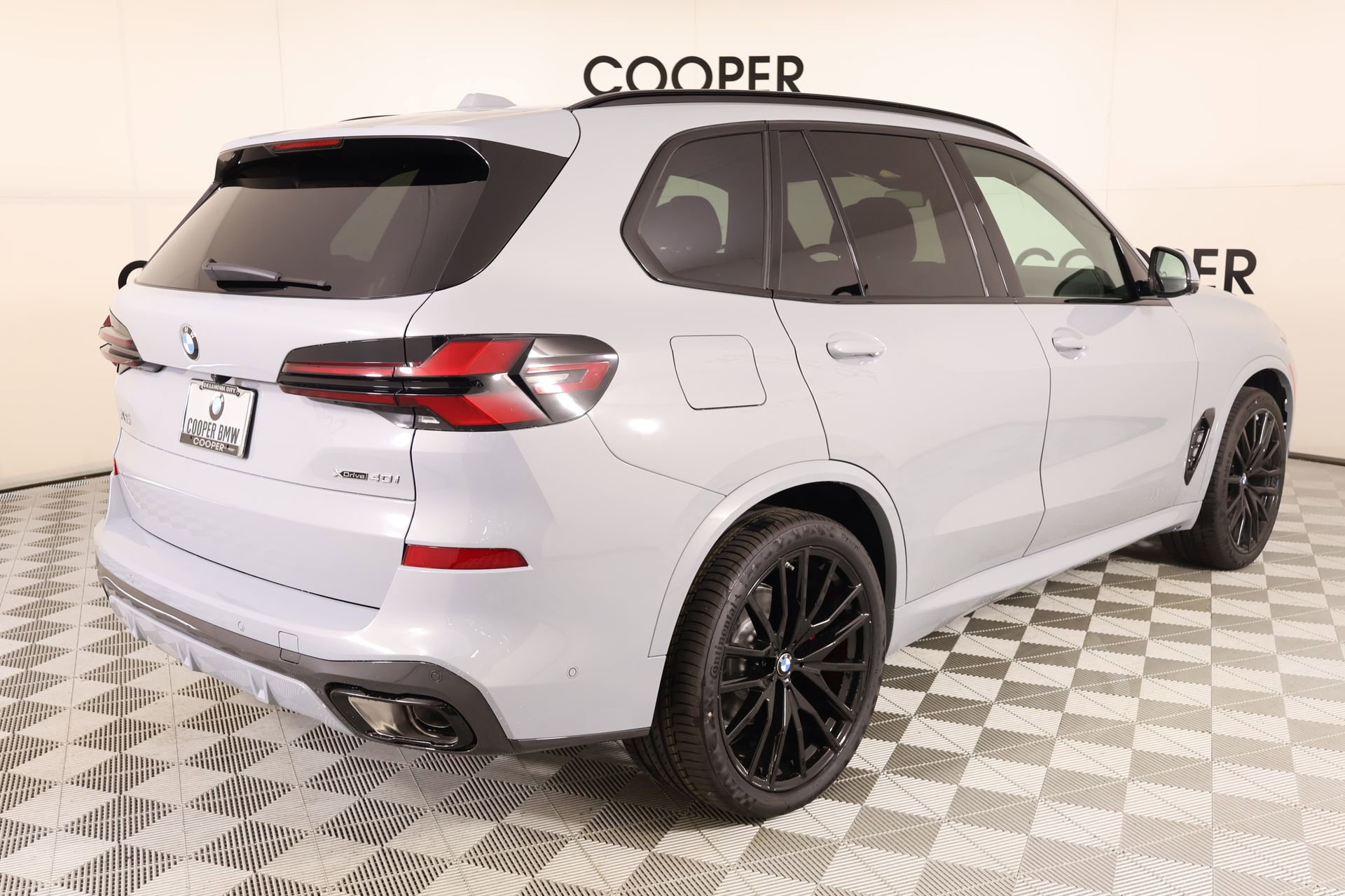 New 2026 BMW X5 xDrive40i w/ M Sport Package AWD/4WD image 22