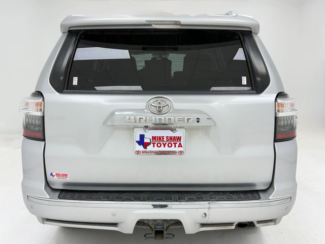 Used 2018 Toyota 4Runner Limited AWD/4WD image 19