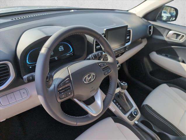 New 2026 Hyundai Venue SEL image 3